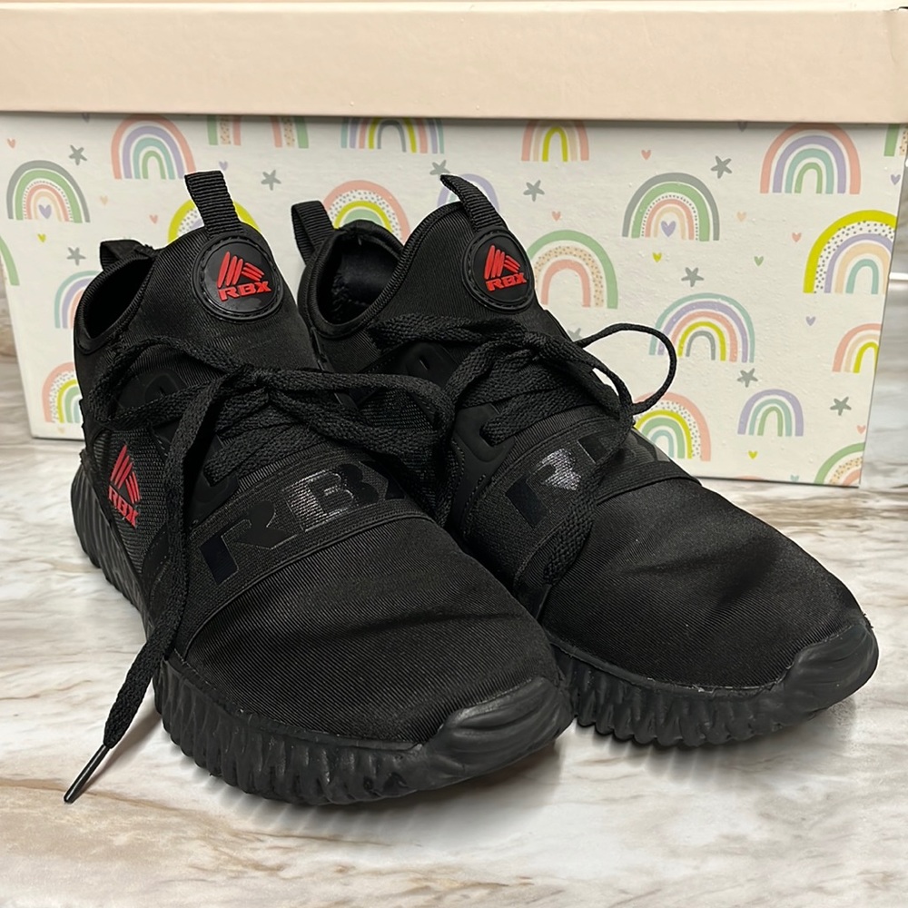 Reebok Sneakers